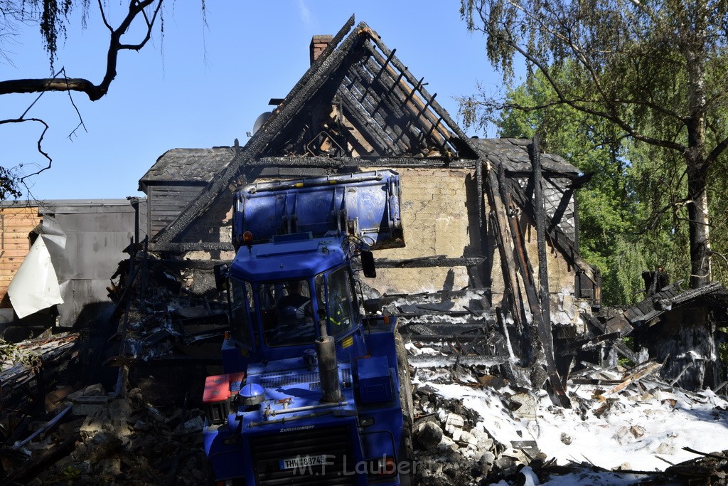 Grossfeuer Einfamilienhaus Siegburg Muehlengrabenstr P1338.JPG - Miklos Laubert